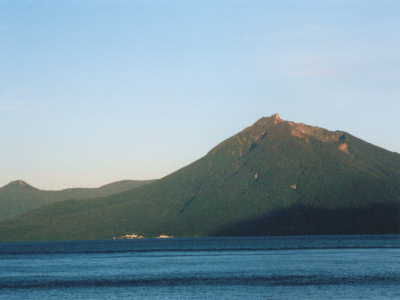 支笏湖の朝焼け2