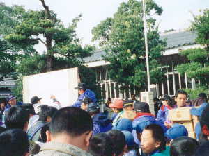 �e���r�������钊�I��