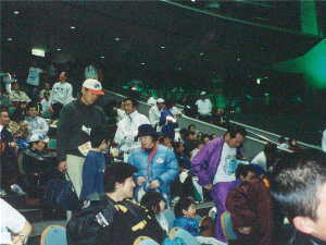 �������